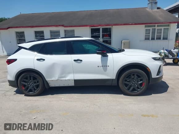 2022 Chevrolet Blazer LT с VIN 3GNKBDRS6NS147946, выставлен на аукционе IAAI как лот 42022497 с пробегом 50 608 миль миль и . История ставок и продаж доступна на DreamBid. Изображение 13.