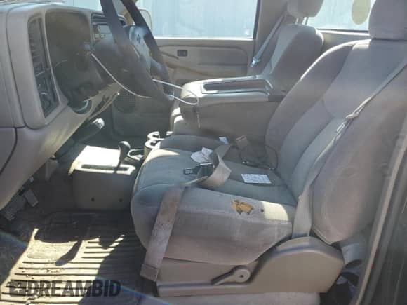 2003 GMC Sierra 1500 SLE z VIN 1GTEK14V63Z298162, wystawiony jako Copart lot #88354465 z przebiegiem Nie podano mil oraz Czysty tytuł • Clean title. Historia ofert i sprzedaży dostępna na DreamBid. Obrazek 7.