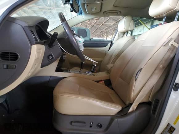 2010 Hyundai Genesis with VIN KMHGC4DFXAU072017, listed as a Copart auction lot 68400495 with 220,841 mi miles and Clean title. Bid and sale history available at DreamBid. Image 7.