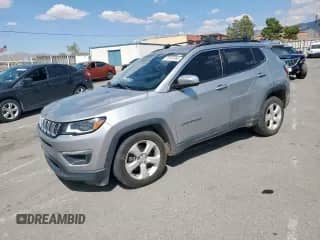 2018 Jeep Compass Latitude с VIN 3C4NJDBB0JT393446, выставлен на аукционе Copart как лот 70187065 с пробегом 115 803 миль миль и Списание • Salvage title. История ставок и продаж доступна на DreamBid. Изображение 1.