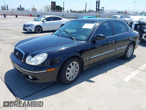 2003 Hyundai Sonata GLS with VIN KMHWF35H53A868885, listed as a IAAI auction lot 42554566 with 70,808 mi miles and . Bid and sale history available at DreamBid. Image 2.