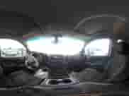 2015 Chevrolet Silverado 2500HD LT z VIN 1GC1KVE81FF124195, wystawiony jako IAAI lot #42883281 z przebiegiem 331 547 mil mil oraz . Historia ofert i sprzedaży dostępna na DreamBid. Obrazek 20.