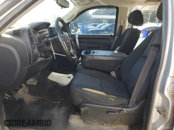 2013 Chevrolet Silverado 1500 LT с VIN 3GCPKSEA8DG111046, выставлен на аукционе Copart как лот 80188345 с пробегом 191 643 миль миль и Списание • Salvage title. История ставок и продаж доступна на DreamBid. Изображение 7.