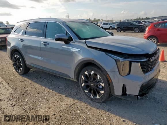 2025 Kia Sorento EX с VIN 5XYRH4JF3SG324230, выставлен на аукционе Copart как лот 68742065 с пробегом 5 489 миль миль и Списание • Salvage title. История ставок и продаж доступна на DreamBid. Изображение 4.