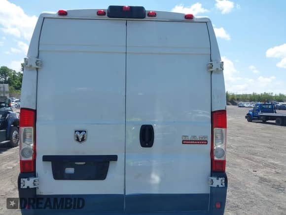 2019 Ram ProMaster Cargo с VIN 3C6TRVCG5KE546416, выставлен на аукционе IAAI как лот 42799154 с пробегом 181 635 миль миль и . История ставок и продаж доступна на DreamBid. Изображение 16.