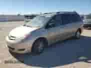 2008 Toyota Sienna LE с VIN 5TDZK23C98S190117, выставлен на аукционе Copart как лот 89553045 с пробегом 248 770 миль миль и Чистый • Clean title. История ставок и продаж доступна на DreamBid. Изображение 1.