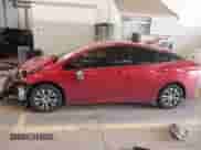 2018 Toyota Prius Plus z VIN JTDKARFP5J3077221, wystawiony jako IAAI lot #42544838 z przebiegiem 84 902 mil mil oraz . Historia ofert i sprzedaży dostępna na DreamBid. Obrazek 15.