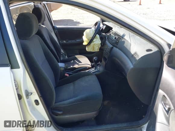 2005 Toyota Corolla CE с VIN 1NXBR32E75Z416308, выставлен на аукционе IAAI как лот 43221850 с пробегом Не указан миль и . История ставок и продаж доступна на DreamBid. Изображение 5.