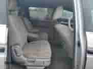 2012 Honda Odyssey LX z VIN 5FNRL5H22CB007913, wystawiony jako Copart lot #60137725 z przebiegiem 131 489 mil mil oraz Szkoda całkowita • Salvage title. Historia ofert i sprzedaży dostępna na DreamBid. Obrazek 11.