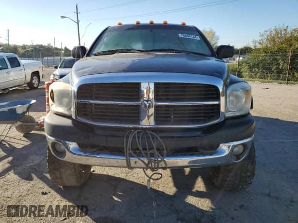2006 Dodge 2500 SLT z VIN 3D7KS28D26G243843, wystawiony jako Copart lot #76804184 z przebiegiem Nie podano mil oraz Nie do naprawy • Non repairable. Historia ofert i sprzedaży dostępna na DreamBid. Obrazek 5.
