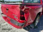 2010 Dodge Dakota Bighorn/Lonestar z VIN 1D7CW3GK1AS180671, wystawiony jako Copart lot #57682225 z przebiegiem 156 690 mil mil oraz Szkoda całkowita • Salvage title. Historia ofert i sprzedaży dostępna na DreamBid. Obrazek 13.