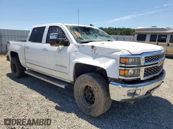 2015 Chevrolet Silverado 1500 LTZ z VIN 3GCUKSEJ8FG408274, wystawiony jako Copart lot #59054125 z przebiegiem Nie podano mil oraz Szkoda całkowita • Salvage title. Historia ofert i sprzedaży dostępna na DreamBid. Obrazek 4.