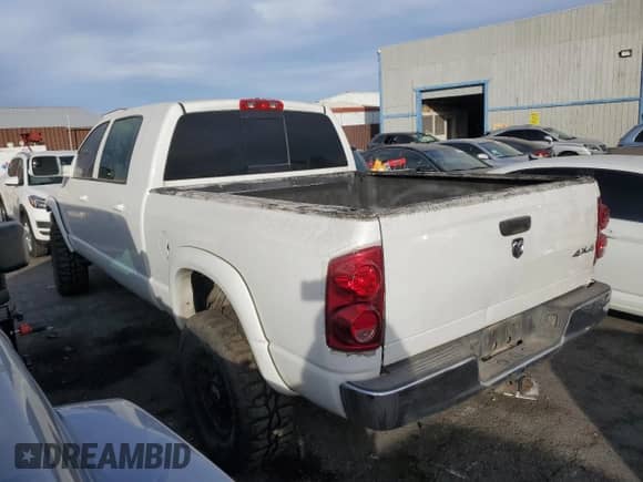 2008 Dodge 2500 SXT z VIN 3D7KS29A28G112483, wystawiony jako Copart lot #87286924 z przebiegiem 208 111 mil mil oraz Szkoda całkowita • Salvage title. Historia ofert i sprzedaży dostępna na DreamBid. Obrazek 2.