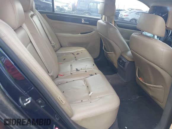 2010 Hyundai Genesis с VIN KMHGC4DF0AU111049, выставлен на аукционе IAAI как лот 42090493 с пробегом 116 859 миль миль и . История ставок и продаж доступна на DreamBid. Изображение 8.