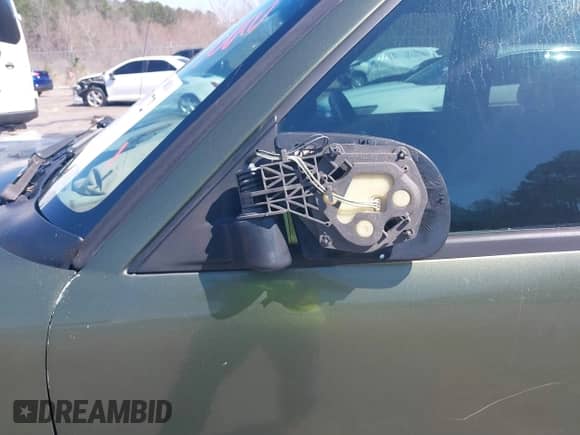 2001 Chevrolet Blazer LT with VIN 1GNCS13WX12137232, listed as a IAAI auction lot 41670172 with Not provided miles and . Bid and sale history available at DreamBid. Image 19.