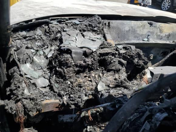 1999 Dodge 1500 with VIN 3B7HC13Z3XG161166, listed as a Copart auction lot 62785505 with Not provided miles and Non repairable. Bid and sale history available at DreamBid. Image 9.