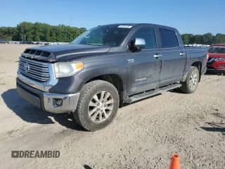 2015 Toyota Tundra Limited z VIN 5TFHW5F19FX451037, wystawiony jako Copart lot #64466105 z przebiegiem 213 467 mil mil oraz Szkoda całkowita • Salvage title. Historia ofert i sprzedaży dostępna na DreamBid. Obrazek 1.