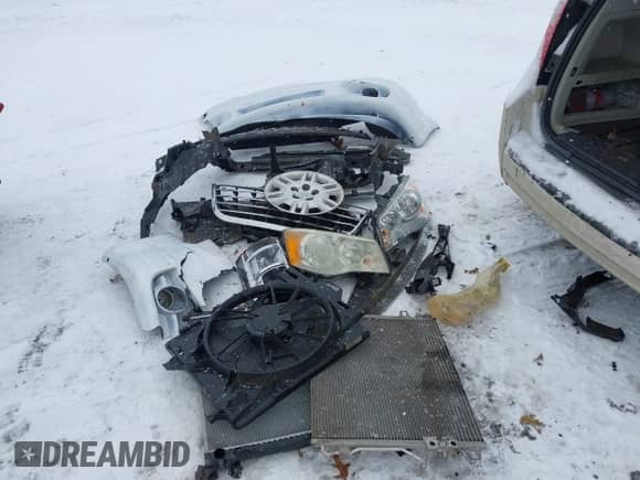 2009 Dodge Grand Caravan с VIN 2D8HN11E19R703857, выставлен на аукционе IAAI как лот 41195565 с пробегом 199 776 миль миль и . История ставок и продаж доступна на DreamBid. Изображение 12.