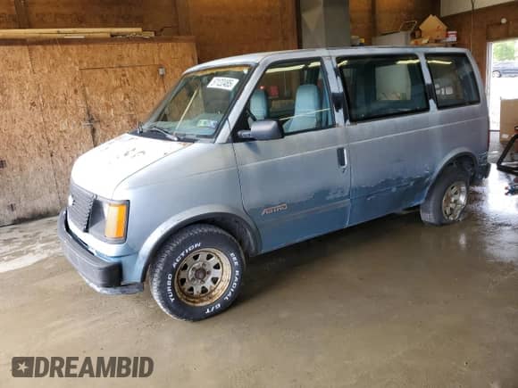 1988 Chevrolet Astro с VIN 1GNDM15Z5JB173416, выставлен на аукционе Copart как лот 57122485 с пробегом 46 142 миль миль и Списание • Salvage title. История ставок и продаж доступна на DreamBid. Изображение 1.