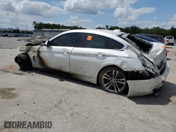 2017 BMW 4 Series 440i with VIN WBA4E3C55HG187098, listed as a Copart auction lot 50761545 with Not provided miles and Salvage title. Bid and sale history available at DreamBid. Image 2.