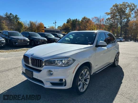 2017 BMW X5 xDrive35i с VIN 5UXKR0C58H0U52844, выставлен на аукционе Copart как лот 89911305 с пробегом 179 156 миль миль и Чистый • Clean title. История ставок и продаж доступна на DreamBid. Изображение 2.