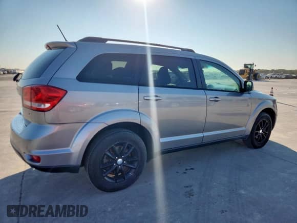 2017 Dodge Journey SXT with VIN 3C4PDCBG2HT571308, listed as a Copart auction lot 85898355 with 183,429 mi miles and Clean title. Bid and sale history available at DreamBid. Image 3.