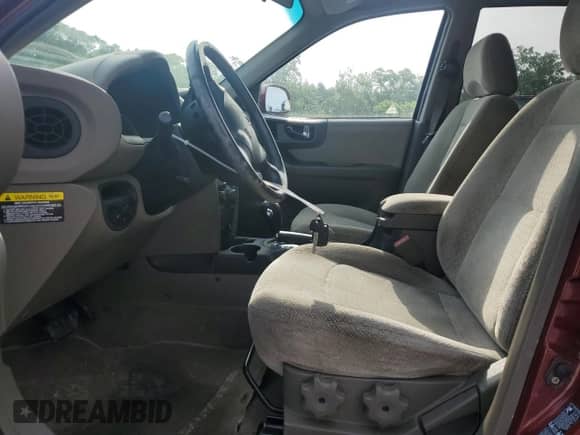 2005 Hyundai Santa Fe GLS с VIN KM8SC13E35U982356, выставлен на аукционе Copart как лот 54244735 с пробегом 198 857 миль миль и Списание • Salvage title. История ставок и продаж доступна на DreamBid. Изображение 7.