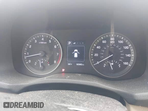 2016 Hyundai Tucson Limited with VIN KM8J3CA28GU047501, listed as a IAAI auction lot 42446735 with 90,940 mi miles and . Bid and sale history available at DreamBid. Image 7.