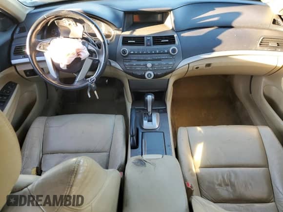 2011 Honda Accord SE z VIN 1HGCP2F64BA121127, wystawiony jako Copart lot #80648975 z przebiegiem Nie podano mil oraz Szkoda całkowita • Salvage title. Historia ofert i sprzedaży dostępna na DreamBid. Obrazek 8.