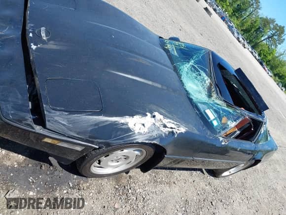 1984 Chevrolet Corvette с VIN 1G1AY0782E5115680, выставлен на аукционе IAAI как лот 42293123 с пробегом 105 134 миль миль и . История ставок и продаж доступна на DreamBid. Изображение 6.