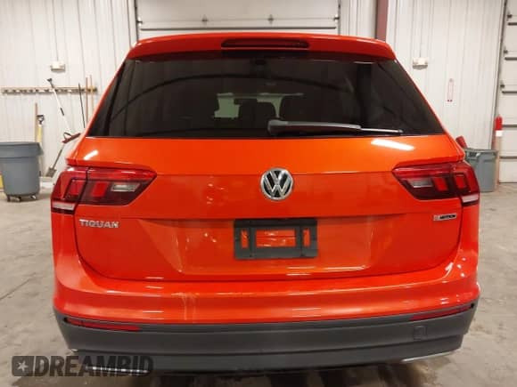 2019 Volkswagen Tiguan S с VIN 3VV0B7AX6KM112995, выставлен на аукционе IAAI как лот 42965560 с пробегом 95 348 миль миль и . История ставок и продаж доступна на DreamBid. Изображение 17.