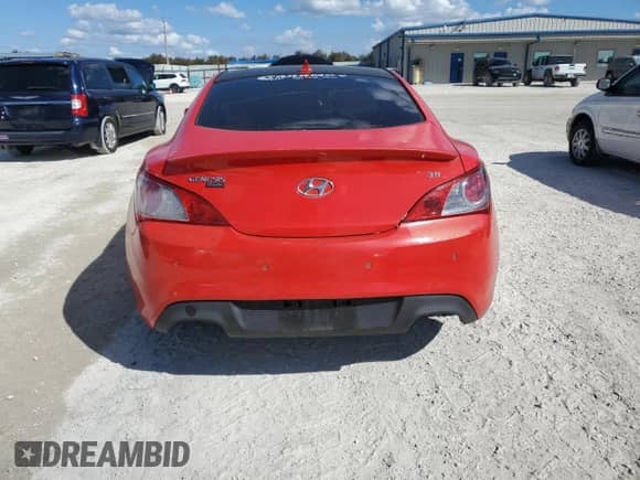 2011 Hyundai Genesis Coupe Track z VIN KMHHU6KHXBU052434, wystawiony jako Copart lot #77558364 z przebiegiem Nie podano mil oraz Szkoda całkowita • Salvage title. Historia ofert i sprzedaży dostępna na DreamBid. Obrazek 6.