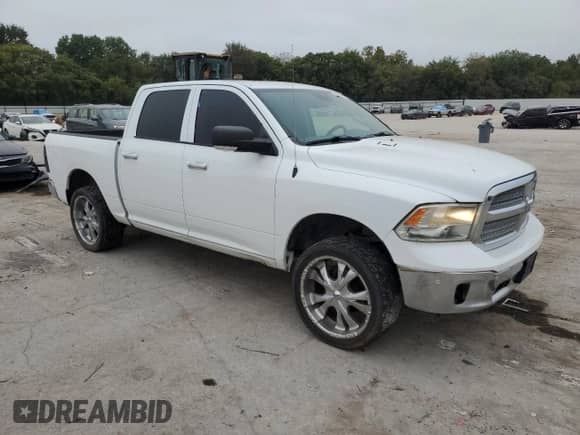 2016 Ram 1500 Big Horn z VIN 1C6RR7LT6GS329819, wystawiony jako Copart lot #85888935 z przebiegiem 187 291 mil mil oraz Czysty tytuł • Clean title. Historia ofert i sprzedaży dostępna na DreamBid. Obrazek 4.