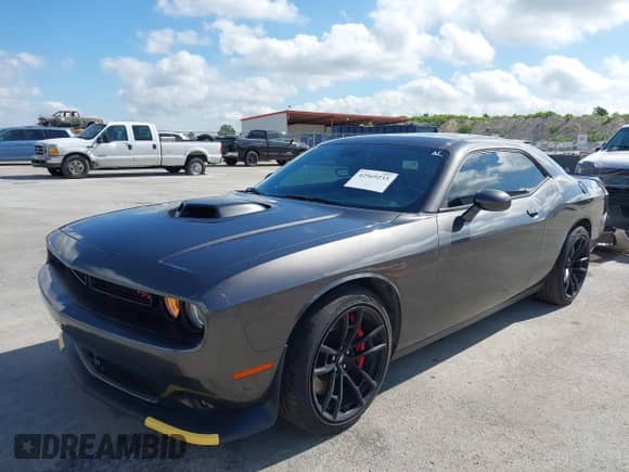2020 Dodge Challenger R/T Scat Pack with VIN 2C3CDZFJ6LH182068, listed as a IAAI auction lot 42569233 with 57,320 mi miles and . Bid and sale history available at DreamBid. Image 2.