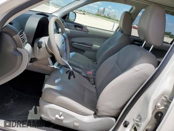 2013 Subaru Forester X Limited z VIN JF2SHAEC1DH418229, wystawiony jako Copart lot #62788275 z przebiegiem 126 940 mil mil oraz Szkoda całkowita • Salvage title. Historia ofert i sprzedaży dostępna na DreamBid. Obrazek 7.