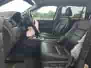 2020 Honda Pilot EX-L z VIN 5FNYF6H5XLB028351, wystawiony jako Copart lot #68930775 z przebiegiem Nie podano mil oraz Szkoda całkowita • Salvage title. Historia ofert i sprzedaży dostępna na DreamBid. Obrazek 7.