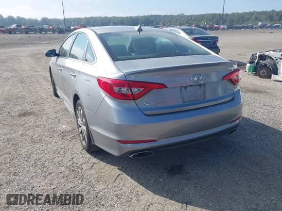 2017 Hyundai Sonata Sport с VIN 5NPE34AF0HH587631, выставлен на аукционе IAAI как лот 43374253 с пробегом 114 078 миль миль и . История ставок и продаж доступна на DreamBid. Изображение 3.