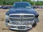 2017 Ram 1500 Big Horn z VIN 1C6RR7LT3HS870991, wystawiony jako IAAI lot #42559738 z przebiegiem 125 003 mil mil oraz . Historia ofert i sprzedaży dostępna na DreamBid. Obrazek 19.