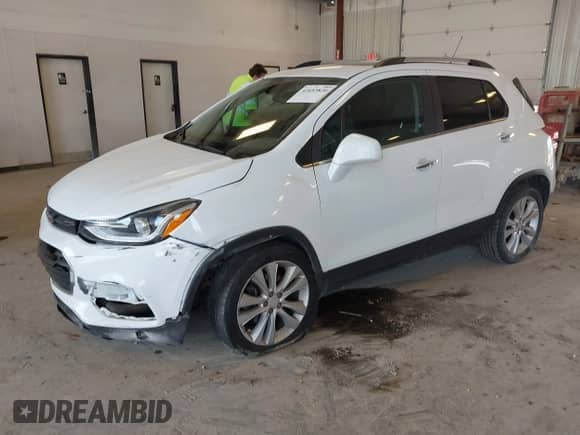 2017 Chevrolet Trax Premier z VIN 3GNCJRSB8HL287588, wystawiony jako IAAI lot #42653820 z przebiegiem 111 618 mil mil oraz . Historia ofert i sprzedaży dostępna na DreamBid. Obrazek 17.