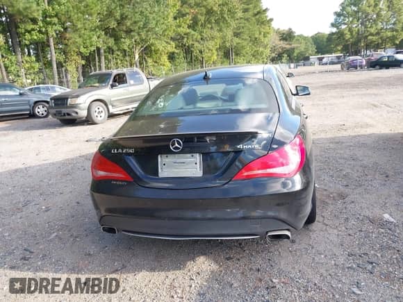 2015 Mercedes-Benz CLA 250 с VIN WDDSJ4GB5FN176323, выставлен на аукционе IAAI как лот 43350468 с пробегом 115 982 миль миль и . История ставок и продаж доступна на DreamBid. Изображение 16.