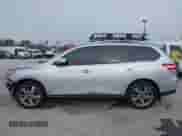 2014 Nissan Pathfinder Platinum Hybrid with VIN 5N1CR2MM5EC643103, listed as a IAAI auction lot 41243310 with 90,162 mi miles and . Bid and sale history available at DreamBid. Image 15.