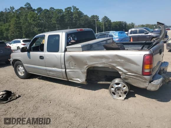 2003 GMC Sierra 1500 SLE с VIN 2GTEC19T631232398, выставлен на аукционе Copart как лот 70163215 с пробегом 375 402 миль миль и Списание • Salvage title. История ставок и продаж доступна на DreamBid. Изображение 2.
