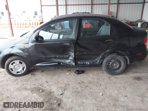 2004 Chevrolet Aveo LS z VIN KL1TJ52614B238448, wystawiony jako IAAI lot #41601026 z przebiegiem 116 576 mil mil oraz . Historia ofert i sprzedaży dostępna na DreamBid. Obrazek 6.