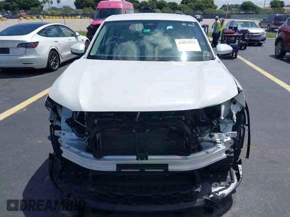 2025 Honda HR-V LX with VIN 3CZRZ1H30SM734164, listed as a IAAI auction lot 43072972 with 3,663 mi miles and . Bid and sale history available at DreamBid. Image 13.