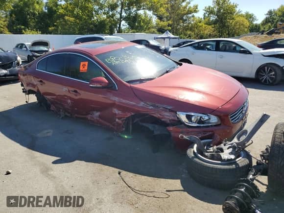 2015 Volvo S60 T5 Drive-E Premier with VIN YV140MFK7F1348859, listed as a Copart auction lot 72071985 with Not provided miles and Salvage title. Bid and sale history available at DreamBid. Image 4.