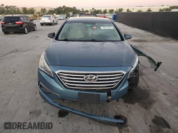2015 Hyundai Sonata SE with VIN 5NPE24AF8FH250995, listed as a Copart auction lot 86618225 with 92,138 mi miles and Salvage title. Bid and sale history available at DreamBid. Image 5.