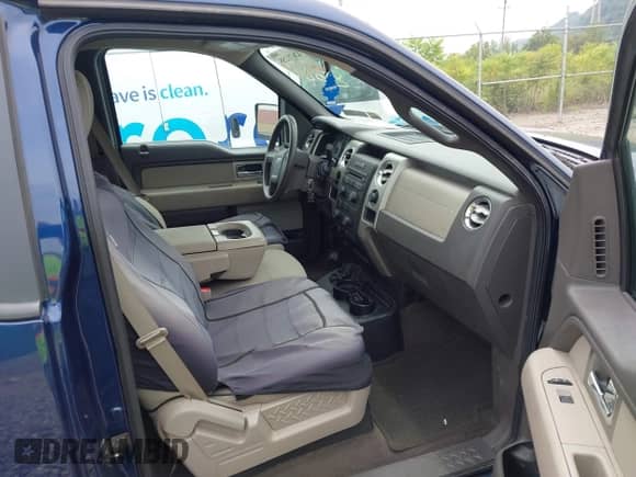 2009 Ford F-150 XL with VIN 1FTRF14W49KB58689, listed as a IAAI auction lot 42671255 with 67,846 mi miles and . Bid and sale history available at DreamBid. Image 5.