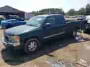 2003 GMC Sierra 1500 SLE with VIN 2GTEC19V831401452, listed as a Copart auction lot 69661575 with 302,718 mi miles and Salvage title. Bid and sale history available at DreamBid. Image 1.