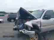 2005 Chevrolet Silverado 2500HD LT с VIN 1GCHK23215F862377, выставлен на аукционе IAAI как лот 43004363 с пробегом Не указан миль и . История ставок и продаж доступна на DreamBid. Изображение 6.