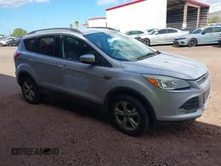 2014 Ford Escape SE z VIN 1FMCU0GX1EUB01726, wystawiony jako IAAI lot #43383368 z przebiegiem 127 817 mil mil oraz . Historia ofert i sprzedaży dostępna na DreamBid. Obrazek 1.